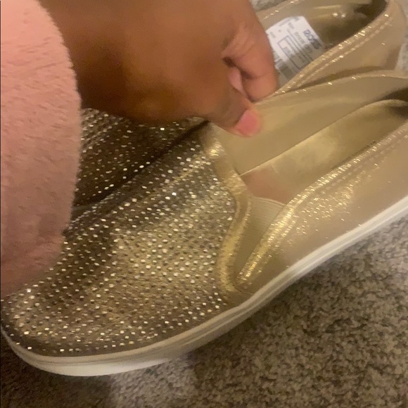 Never worn them - Picture 2 of 3